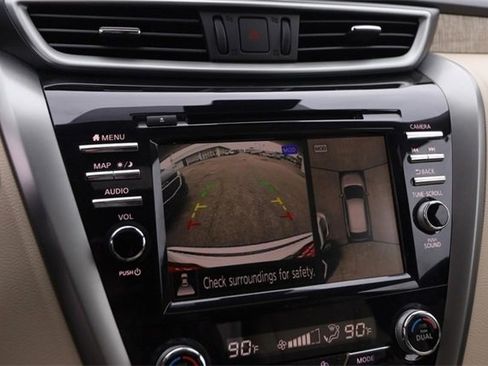 Certified 2024 Nissan Murano SL image 18