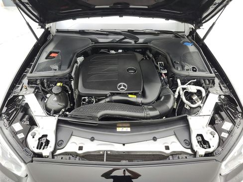 Used 2023 Mercedes-Benz E 350 Sedan image 16