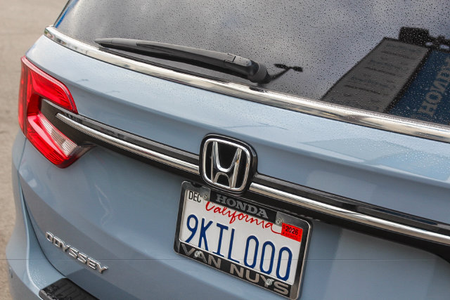 Used 2024 Honda Odyssey Elite image 9