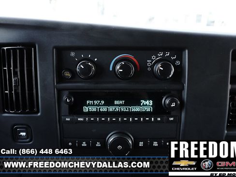 New 2025 GMC Savana 2500 Work Van w/ Driver Convenience Package image 18