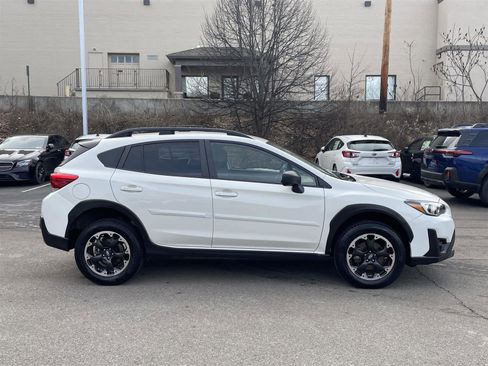 Used 2023 Subaru Crosstrek 2.0i image 6