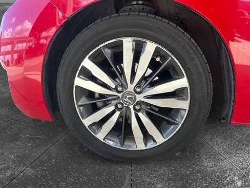 Used 2016 Honda Fit EX image 9