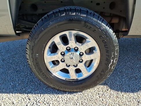 Used 2013 Chevrolet Silverado 2500 LT w/ Interior Plus Package image 11