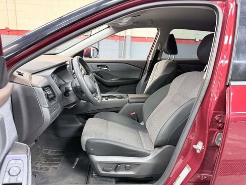 Certified 2021 Nissan Rogue SV AWD/4WD image 14