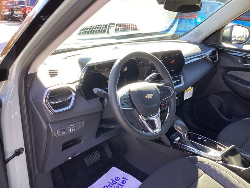 New 2026 Chevrolet TrailBlazer LT w/ LPO, Trailering Package AWD/4WD image 24