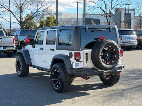 Certified 2016 Jeep Wrangler Unlimited Rubicon image 8