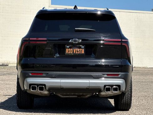 Certified 2026 Chevrolet Traverse Z71 w/ Enhanced Driving Package AWD/4WD image 5