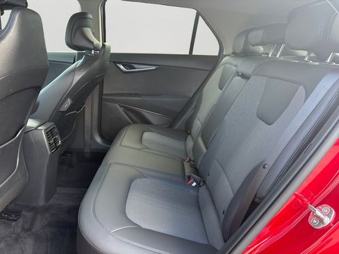 Used 2023 Kia Niro EX FWD image 14