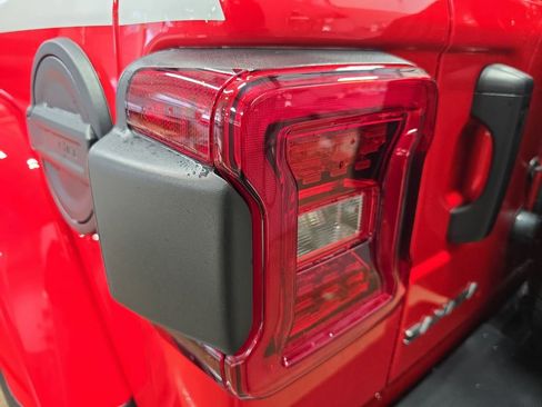 New 2026 Jeep Wrangler Sahara image 34