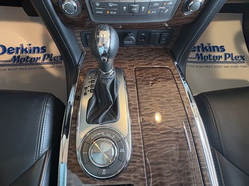 Used 2020 Nissan Armada SL w/ Premium Package AWD/4WD image 20