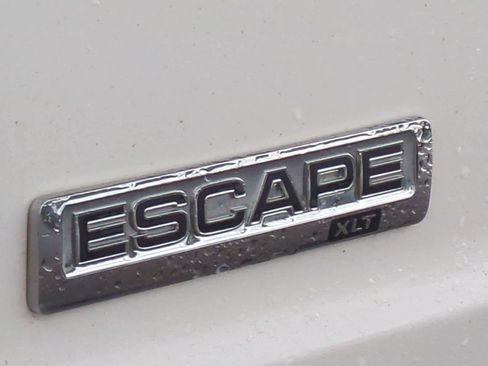 Used 2012 Ford Escape XLT FWD image 13