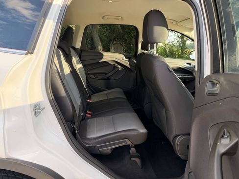 Used 2016 Ford Escape SE AWD/4WD image 26