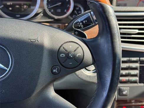 Used 2013 Mercedes-Benz E 350 4MATIC Sedan image 22