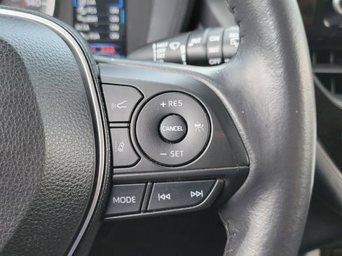 Used 2022 Toyota Corolla Cross LE FWD image 8