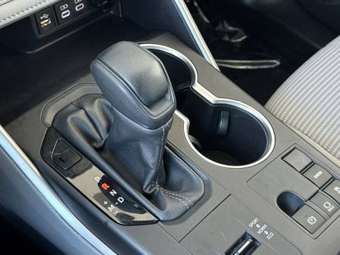Used 2023 Toyota Highlander L FWD image 26