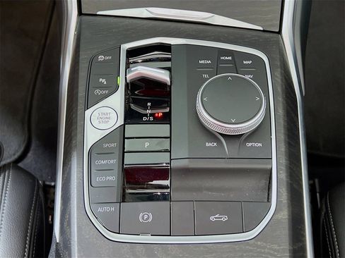 Used 2024 BMW 430i Convertible w/ Convenience Package image 20