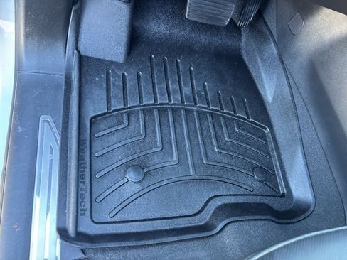 Used 2025 Chevrolet Silverado 2500 LTZ w/ LTZ Premium Package image 28