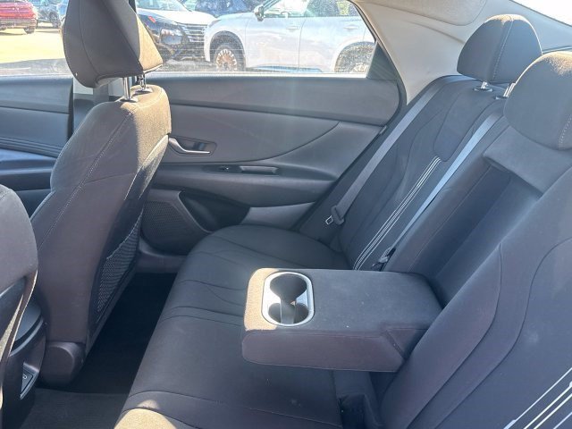 Used 2025 Hyundai Elantra SEL FWD image 40