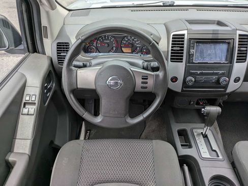 Used 2012 Nissan Frontier SV RWD image 17