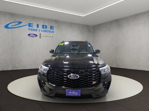 Certified 2025 Ford Explorer ST AWD/4WD image 6