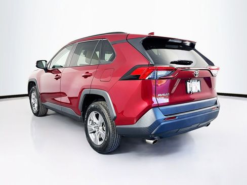 Used 2022 Toyota RAV4 XLE w/ Convenience Package image 7