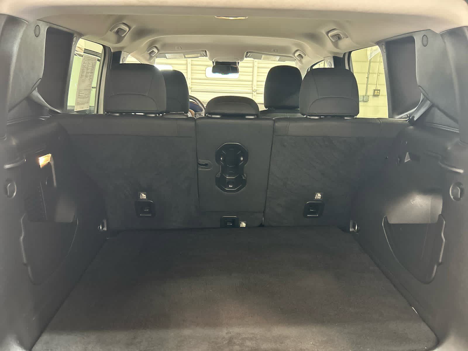 Used 2022 Jeep Renegade Trailhawk AWD/4WD image 11