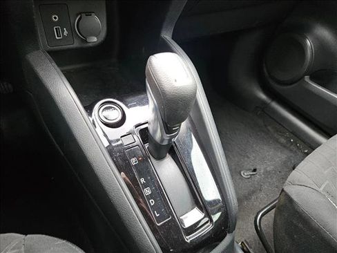 Used 2022 Nissan Kicks S image 14