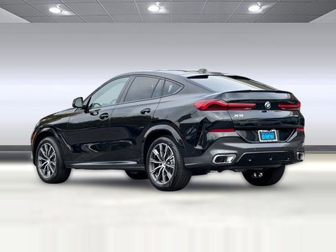 New 2026 BMW X6 xDrive40i w/ Premium Package image 3