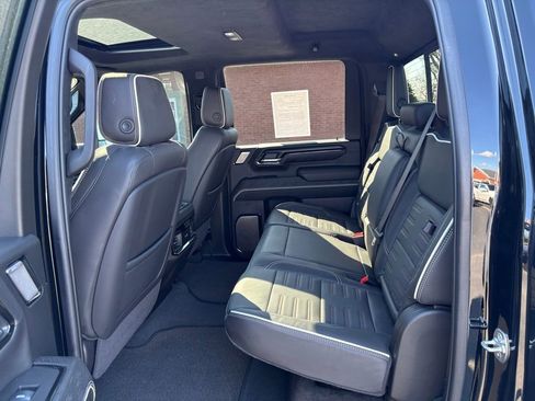 Used 2025 GMC Sierra 2500 AT4X w/ AT4X AEV Edition image 10