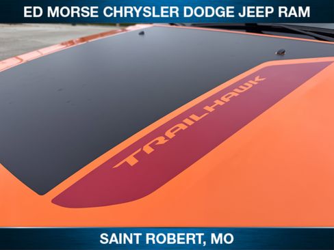 New 2026 Jeep Compass Trailhawk w/ Sun, Sound & Navigation Group AWD/4WD image 15
