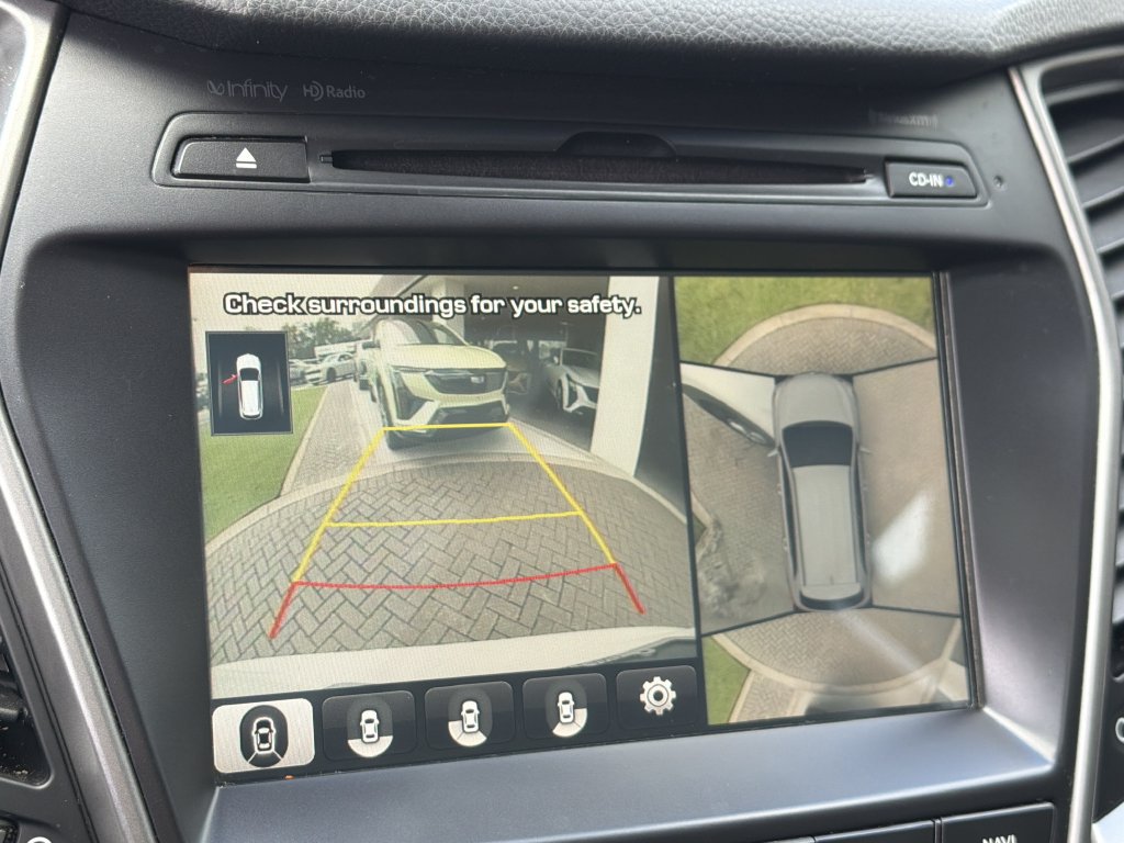 Used 2017 Hyundai Santa Fe FWD image 29
