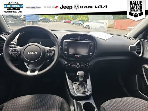 Used 2023 Kia Soul LX FWD image 20
