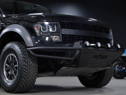 Used 2010 Ford F150 Raptor image 4