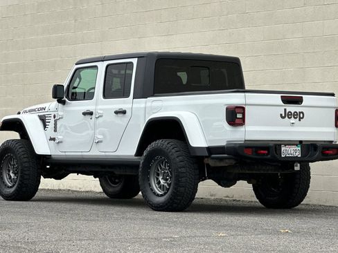 Used 2021 Jeep Gladiator Rubicon AWD/4WD image 6