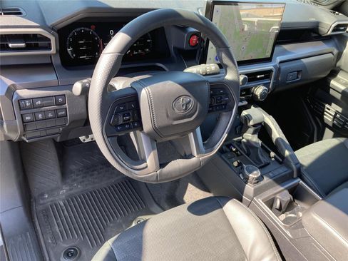 Used 2025 Toyota 4Runner TRD Sport Premium image 10