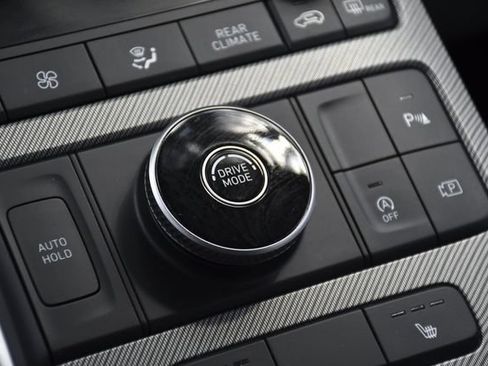 Used 2024 Jeep Wrangler High Altitude AWD/4WD image 14