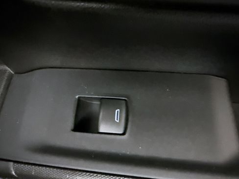 Used 2023 Chevrolet Silverado 1500 Custom image 29