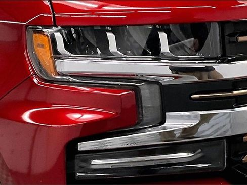 Used 2022 Chevrolet Silverado 1500 High Country w/ Safety Package II image 32