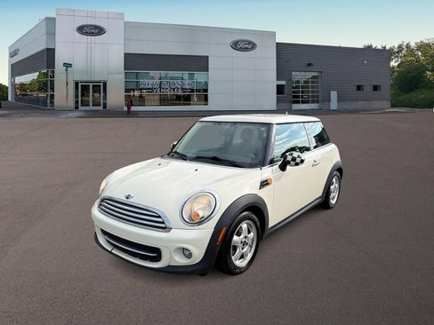 Used 2011 MINI Cooper Hardtop FWD image 4