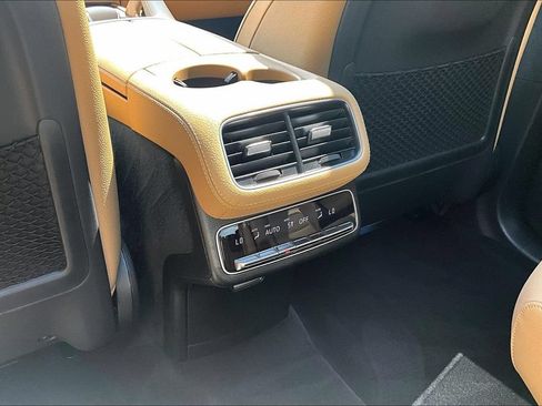 Certified 2026 Mercedes-Benz GLS 580 4MATIC image 25