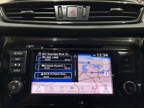 Used 2019 Nissan Rogue SL AWD/4WD image 34