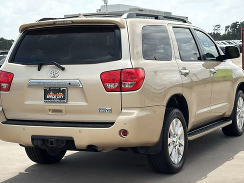 Used 2014 Toyota Sequoia Platinum RWD image 5