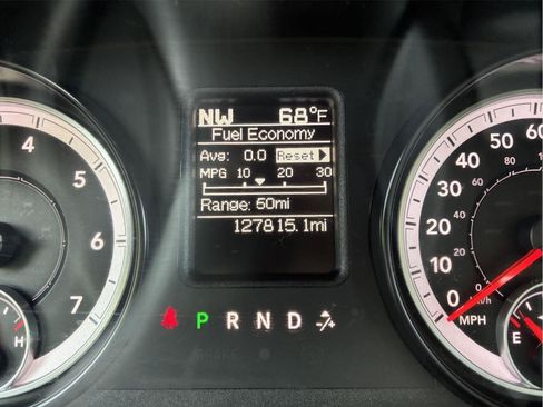 Used 2015 RAM 2500 Tradesman w/ Chrome Appearance Group AWD/4WD image 19