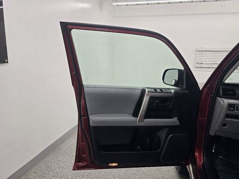 Used 2010 Toyota 4Runner SR5 RWD image 26