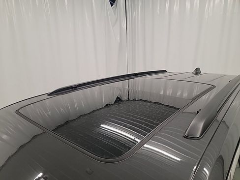 New 2025 Jeep Grand Cherokee L Limited w/ Luxury Tech Group II image 10