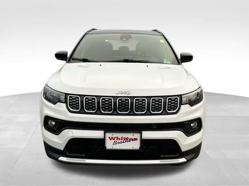 Used 2024 Jeep Compass Limited image 11