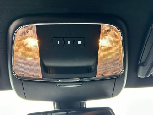 Used 2023 Dodge Charger GT image 23