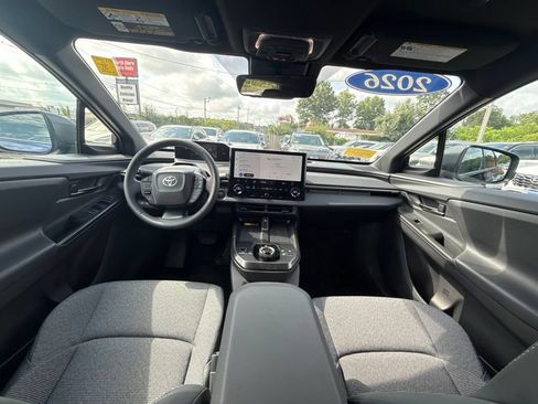 Used 2026 Toyota bZ AWD/4WD image 18