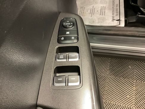 Used 2017 Kia Sportage LX AWD/4WD image 18