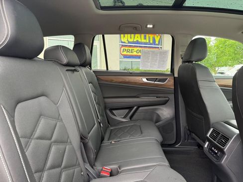 Certified 2026 Volkswagen Atlas SE AWD/4WD image 10